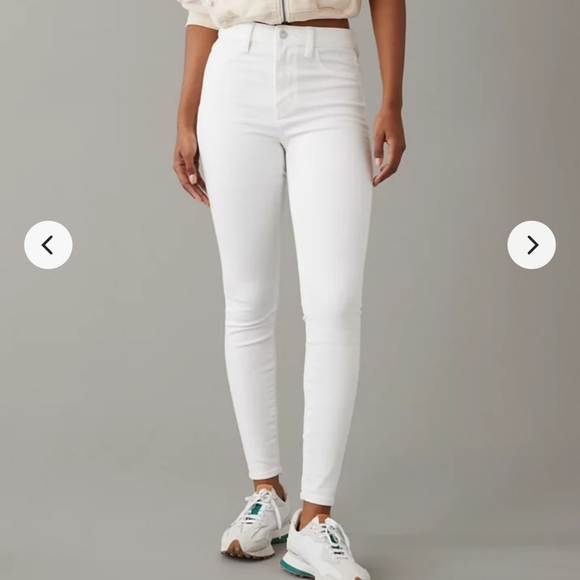 American Eagle Outfitters Denim - American Eagle Outfitters White High-Rise Jeggings